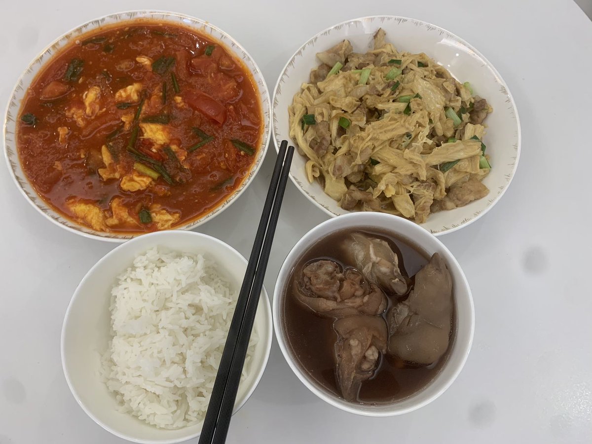 WildPanthebftl's tweet photo. From instant noodles for every meal last month to home-cooked veggies u0026 rice this week—small shifts make big feels of warmth! ， https://t.co/U7oMhuiMQR