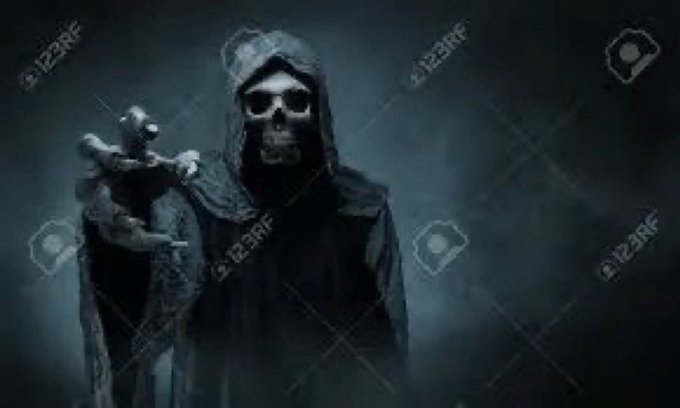 Fortyy8108's tweet photo. how bro looks at me after i tell him to build Pyrois instead of dps Seth https://t.co/il0fdLtF3u