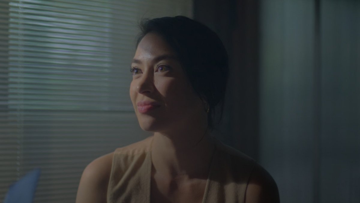 daeroelle's tweet photo. yeah you're leading this woman on yet your eyes naturally turn into purple hearts when you see her...yeah whatever, rina baltazar https://t.co/tg20SNGr1M