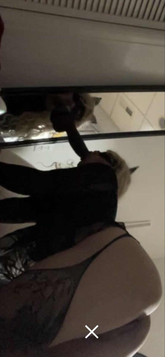 lauritagay2025's tweet photo. The most beautiful thing about being alone in the house is having to play with😈
I love BBC 🍆😈😍
#ILOVEBBC 
#sissy
#BNWO https://t.co/GCPRQe3siH