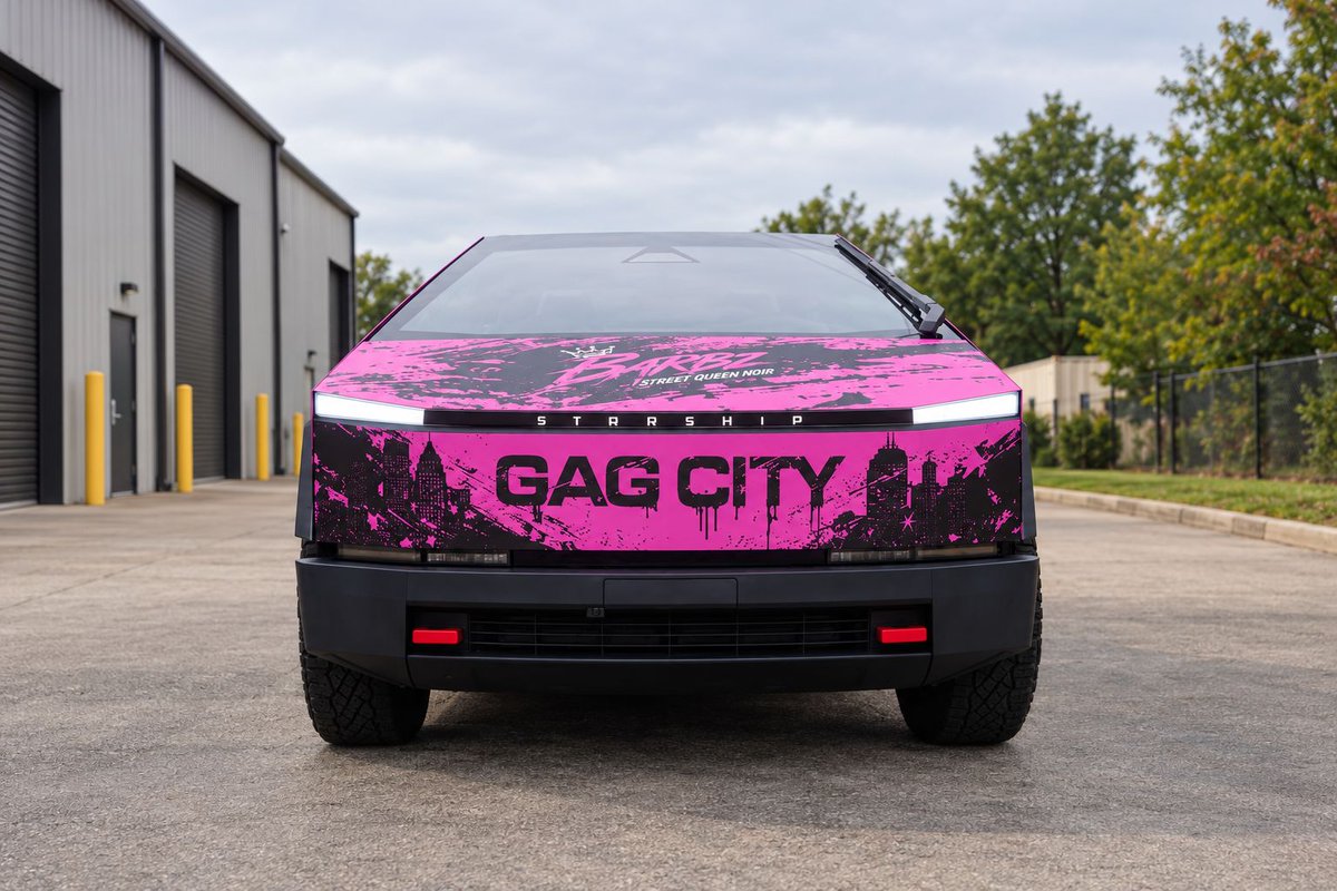 diywrapclub's tweet photo. We had the pleasure of wrapping this Cybertruck for @nickiminaj so she could ride in style at @thextakeover! Hope y'all got to see it in person today! 🎀 

Stay tuned for a video releasing tonight on the full wrap experience 🩷 ✨️ https://t.co/BU3nkzZOxu