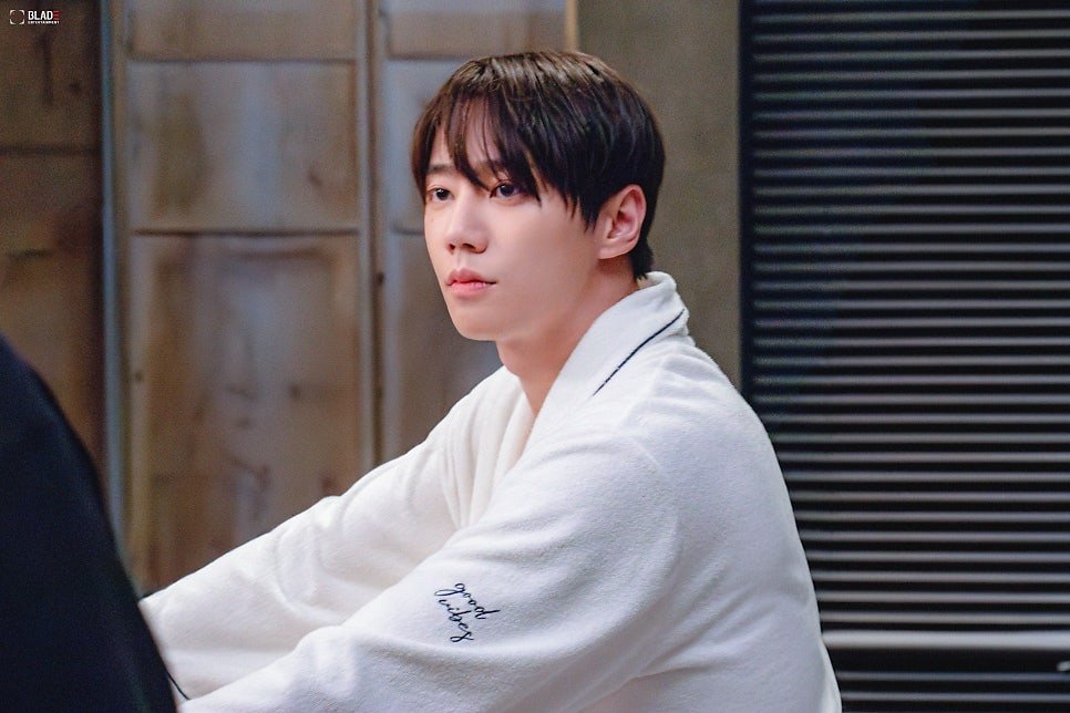 frommoons's tweet photo. 순수체급 얼굴이 이럼 https://t.co/MhM1WkNDk4