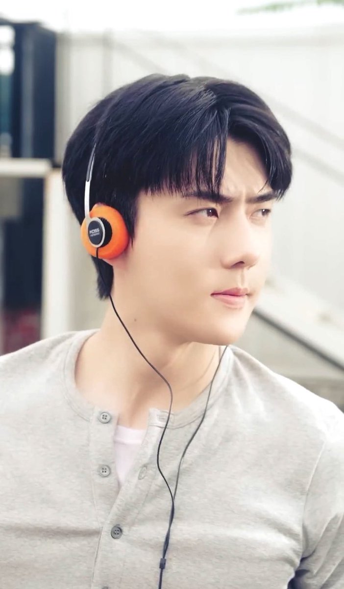 u_han94's tweet photo. OH SEHUN IS SO FINE OH MY GOD https://t.co/Tlry0ZYeH4