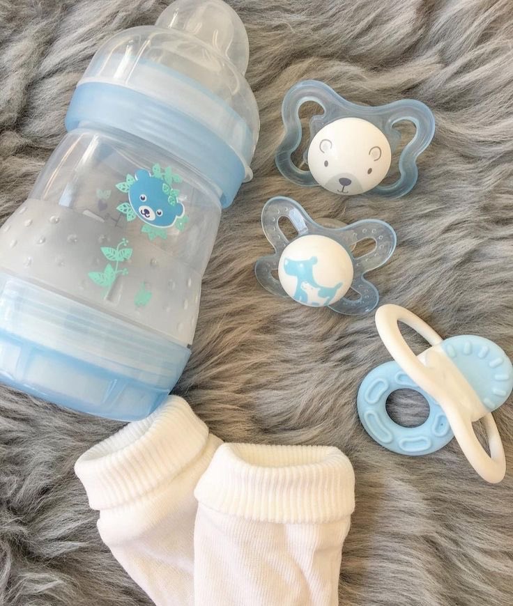 pepopuol's tweet photo. dis  is  how   pinterest  sees  mii   but (っ˕ -｡)ᶻ 𝗓 𐰁

⊹ plushie
⊹ sippy
⊹ cake
⊹ nails ( i used the "pijama" shade for the last one because I don't like the look of bare nails ) https://t.co/4hKfSiBgeE