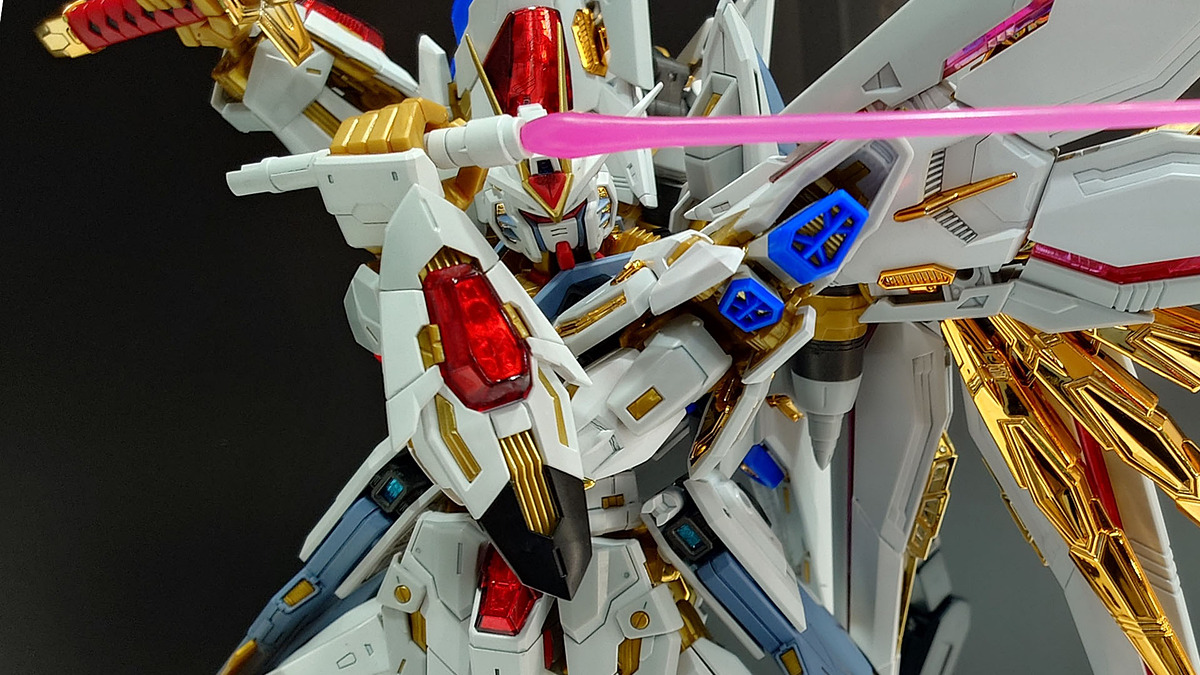 hobbywatch_jp's tweet photo. 【今週の人気記事】ガンプラ「MGEX 1/100 マイティーストライクフリーダムガンダム」最新技術を結集し劇中の輝きを再現【#全日本模型ホビーショー】　テーマは「光彩表現」！「メカ… https://t.co/DPF4qCjoFs https://t.co/udUBQOSnWT