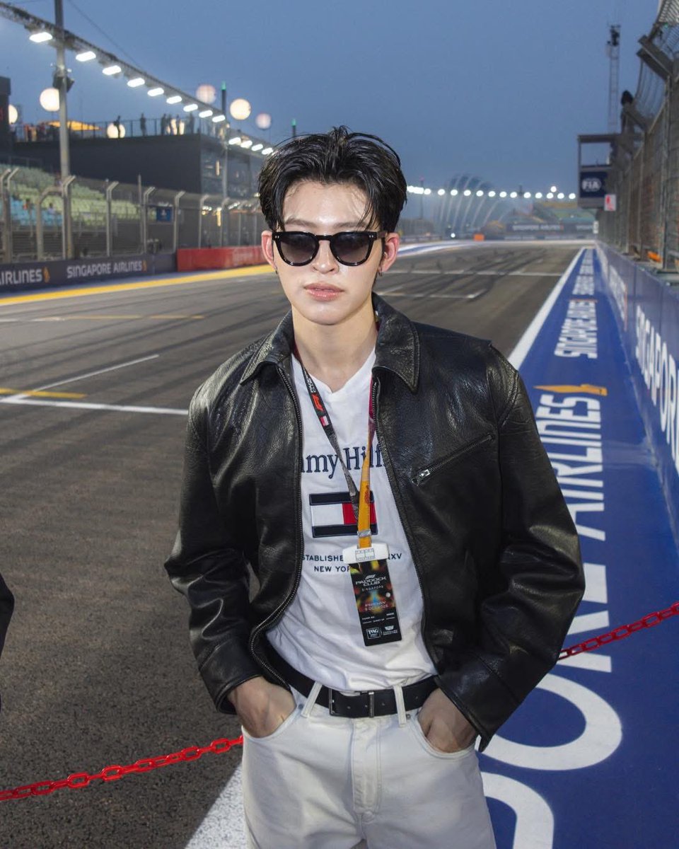 twixtpp's tweet photo. หล่ออยู่แล้ว หล่อมาก หล่อตลอด
หล่อไม่จอด หล่อไม่พัก หล่อไม่เว้น
หล่ออิสระ หล่อที่สุด หล่อประเคน
หล่อโดดเด่น หล่อไม่เล่น หล่อเจริญ

สาธุ… https://t.co/5N87811Wdf