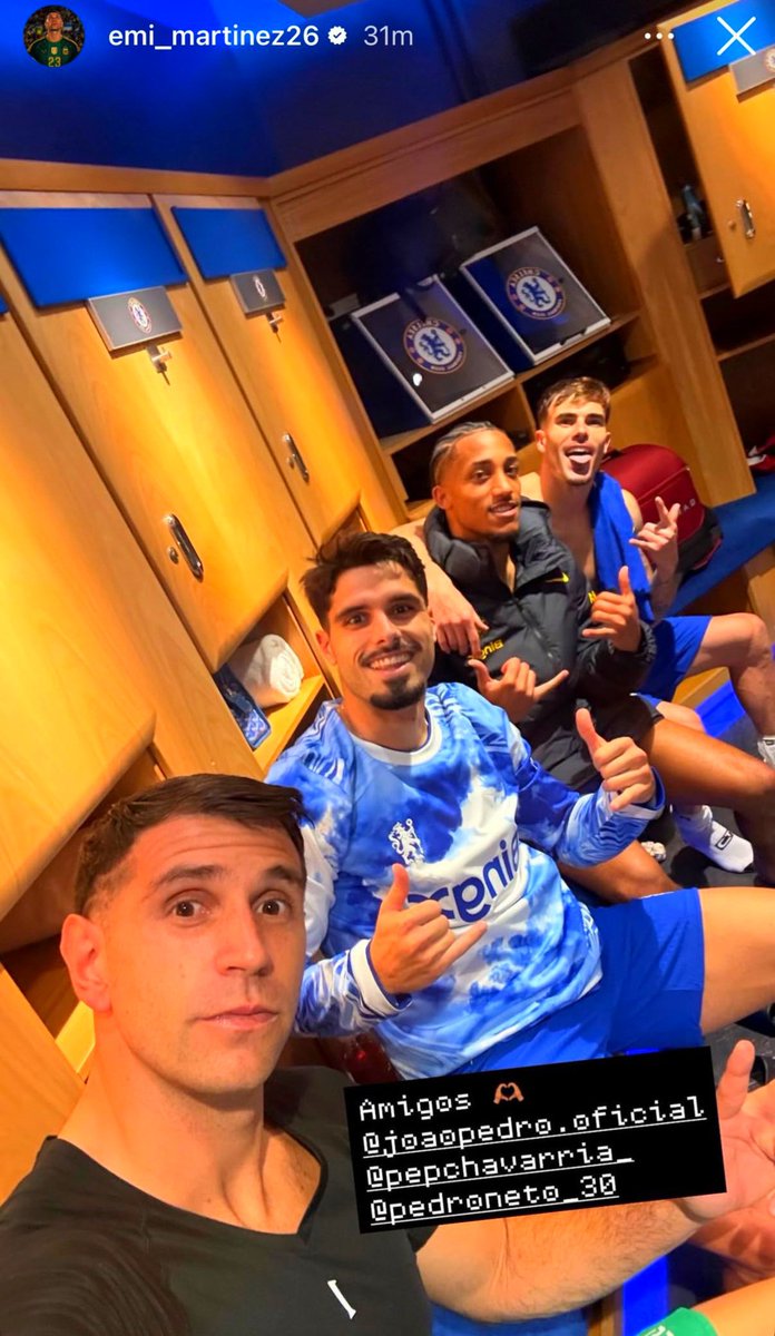 kingingvibes's tweet photo. Emiliano Martinez on Instagram ๐คฉ#CFC #CHEB0U https://t.co/i5pgngydRU