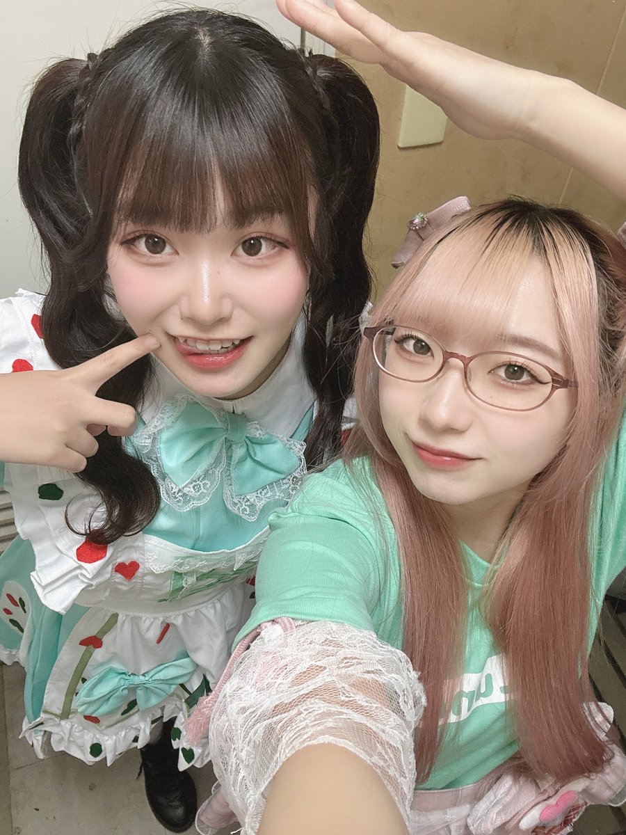 TOP_rinka's tweet photo. こんちゃ！！！今日結構暑い？？
今日はるなの卒業日。みんなで盛大にお見送りするんだよっ！！！待ってます！！

[今日の天パレ]
16:00~ 羽澄るな卒業公演
@アイドルテラス

久々にいっぱい寝た気がする💭💭 https://t.co/lS5H5lTmSb