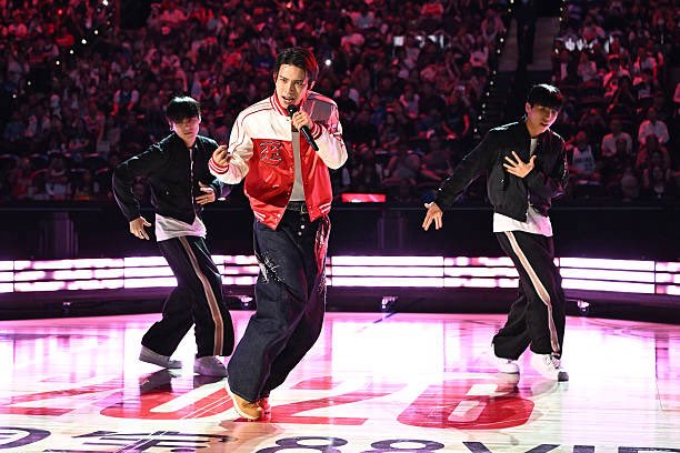 evanfolder's tweet photo. EVAN at the NBA China Games 2026 via Getty Images 📸

#EVAN #에반 #HEESEUNG #희승 https://t.co/BxU8Ux5Gmw