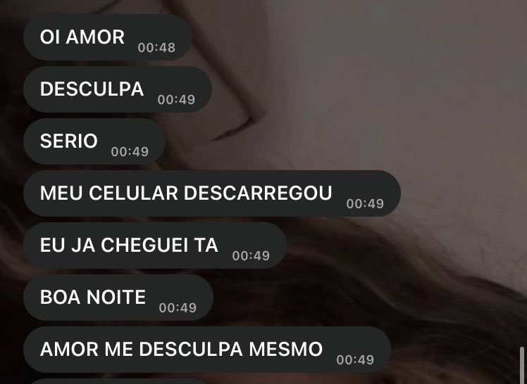 livsgethimback's tweet photo. não sei se ela é iludida ou eu estou acostumada com pouco https://t.co/FIUkugujET