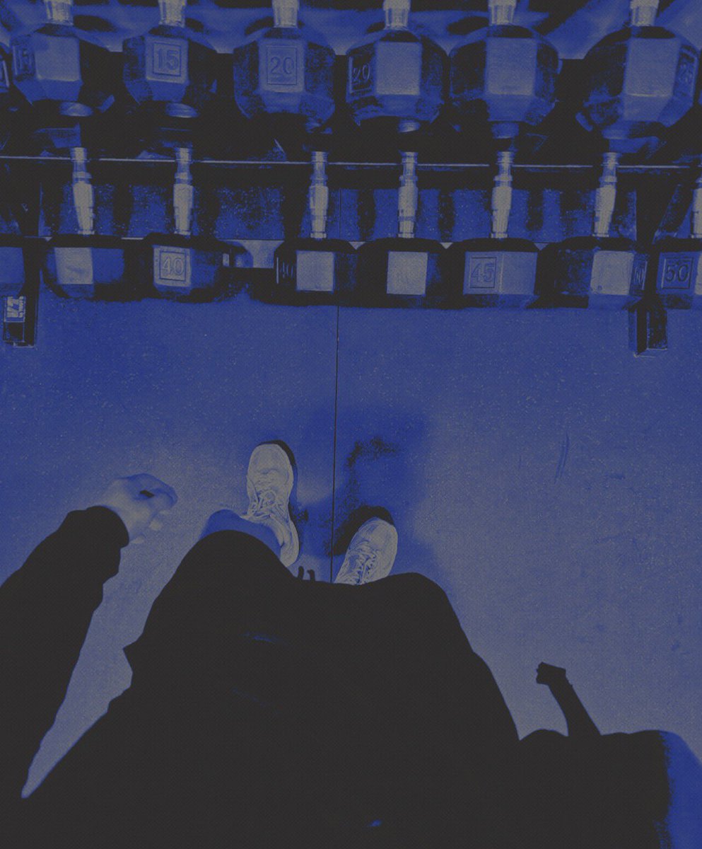 SHARKSENFORCE's tweet photo. Late  night. https://t.co/HwtpxOCBrG