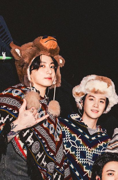yoonkoopic's tweet photo. they're looking so fking good https://t.co/kcV0ASs8Ox