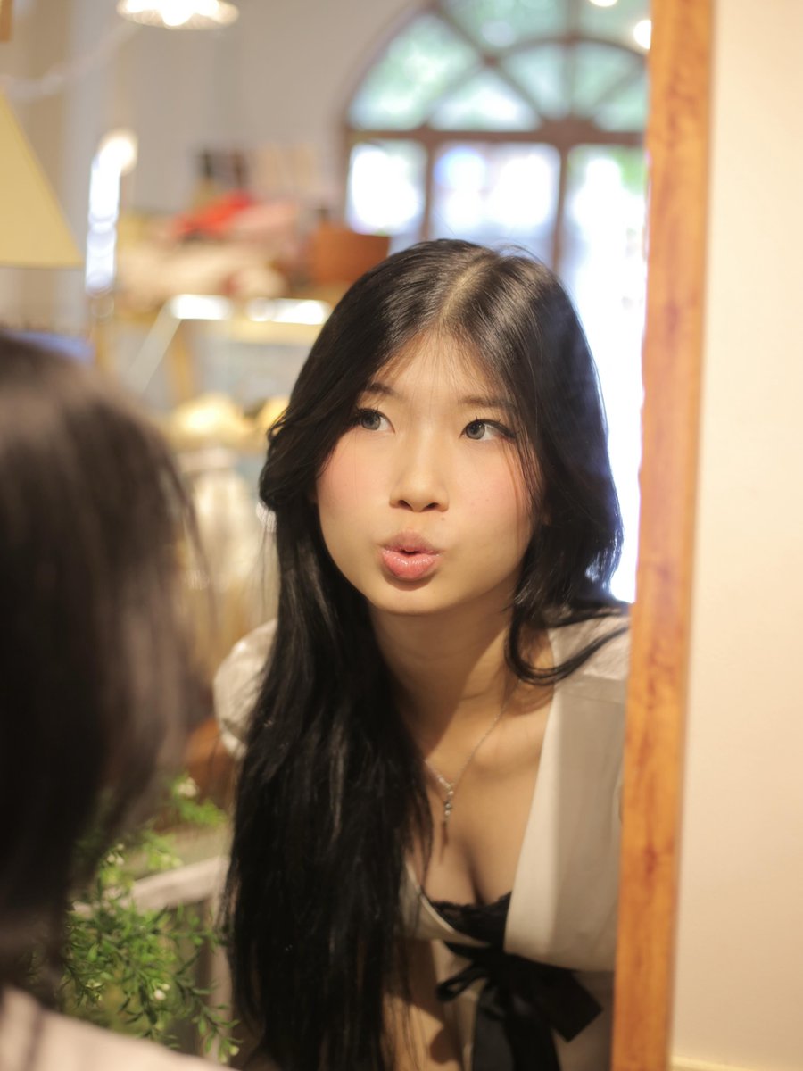 aaa1477739's tweet photo. 2 bé nhà tôi https://t.co/ghDCzmh3Nv