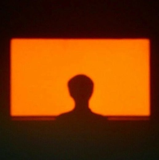 alceelece's tweet photo. “… I know, the past will catch you up as you run faster”.
— I know, Placebo. (1996). https://t.co/htitv9mTmn