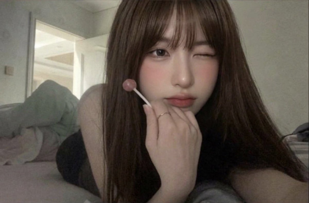Reblangg's tweet photo. 윙크😉
#男の娘 #shemale #cd https://t.co/T3LPbLbluR