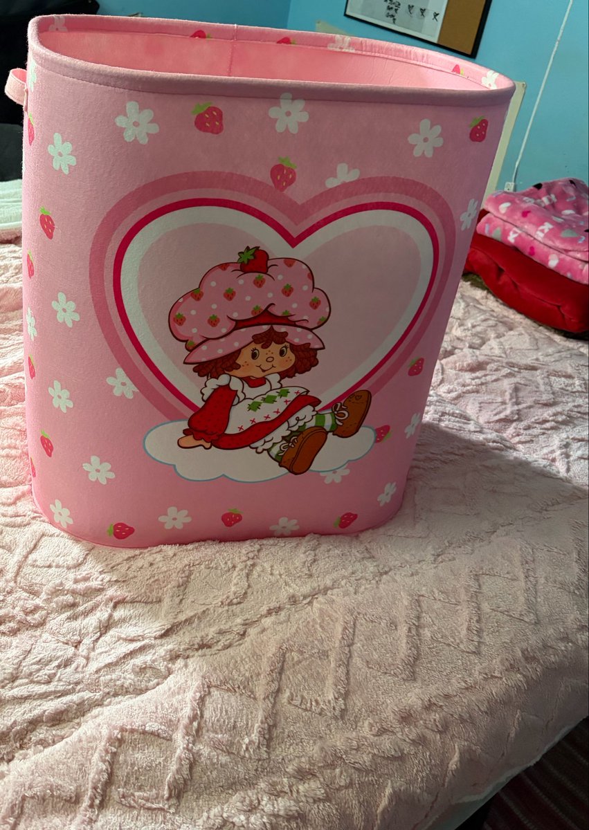 5lyfr's tweet photo. @softboy_w exactly why i got this big ass one 😭 its so cute https://t.co/wrVi3Kxvud