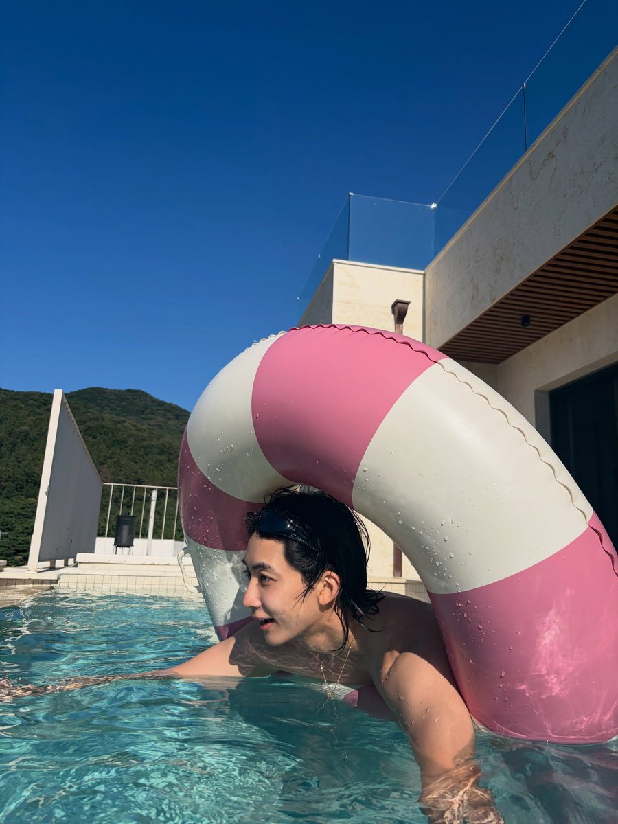 wonubliss's tweet photo. jeonghaniyoo_n 💦☀️ #정한 https://t.co/HvxNmDBQIZ