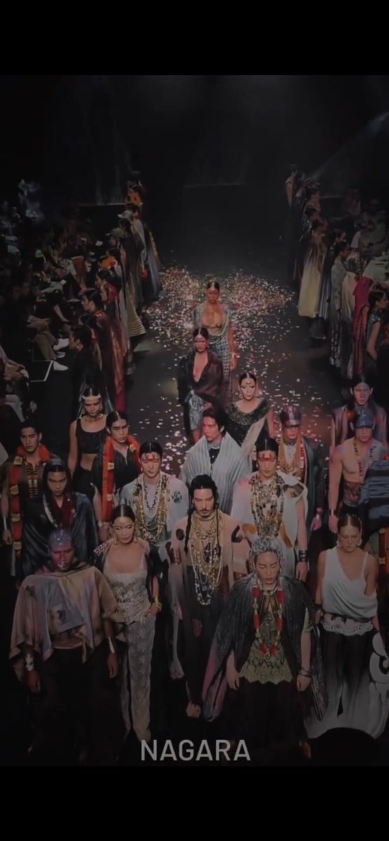areaPLC's tweet photo. พี่ต้อยลงคลิปมุมสูง 😃

IG: naga_naga

PECK BIFW26 SIAM PARAGON
🦚🦚🦚🦚🦚 🦚 
#SiamParagonBIFW2026xPeck
#NAGARA #nagarapeacockthrone 
#SiamParagonBIFW2026 #BIFW2026
#เป๊กผลิตโชค
#PeckPalitchoke 
@peckpalit https://t.co/xbkEZWpz6z