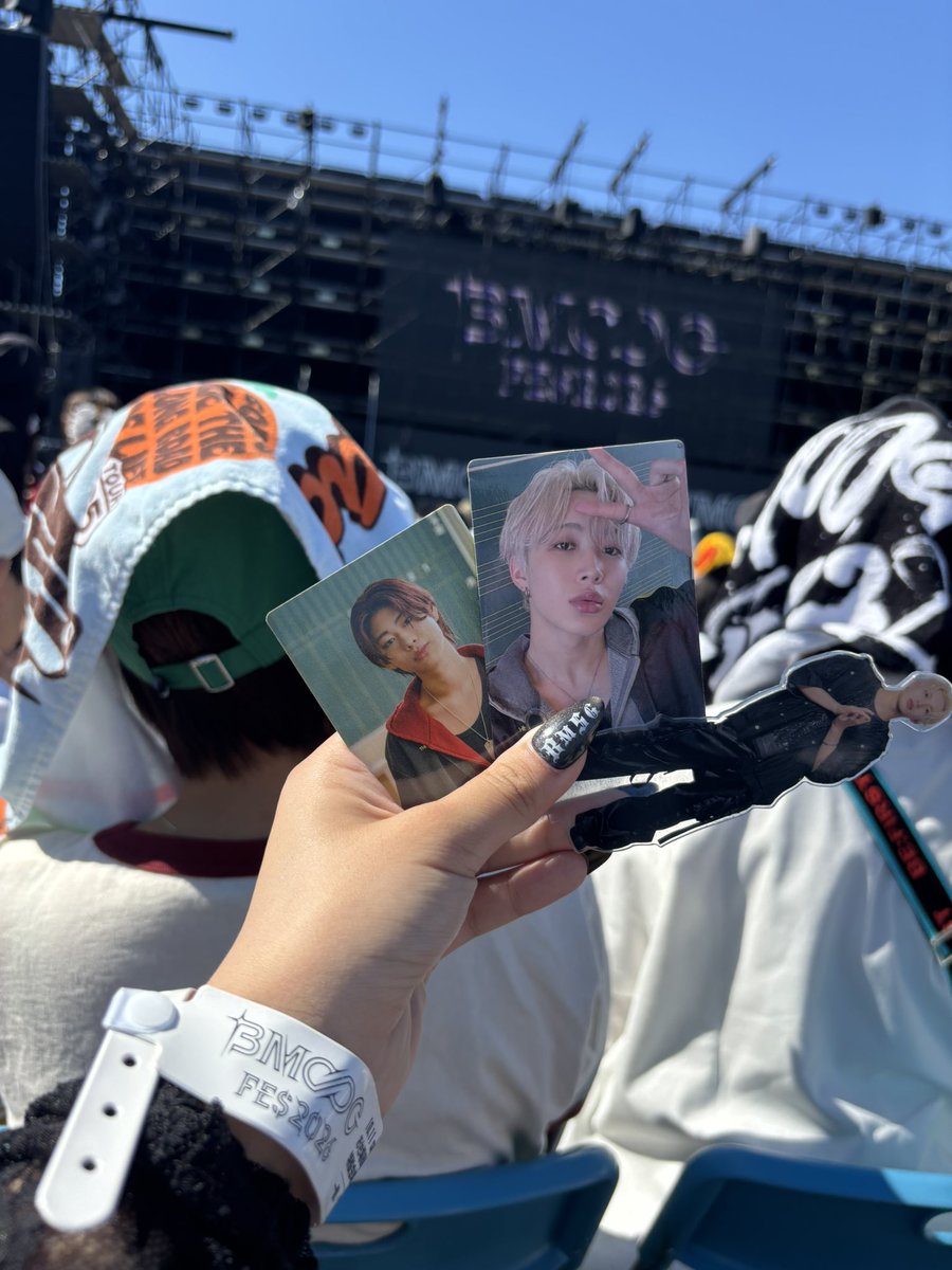 rrk_bmsg's tweet photo. BMSGフェス来た！！！
レン、ライキ♡♡♡近くで見れて幸せ https://t.co/d9R0kPR29K