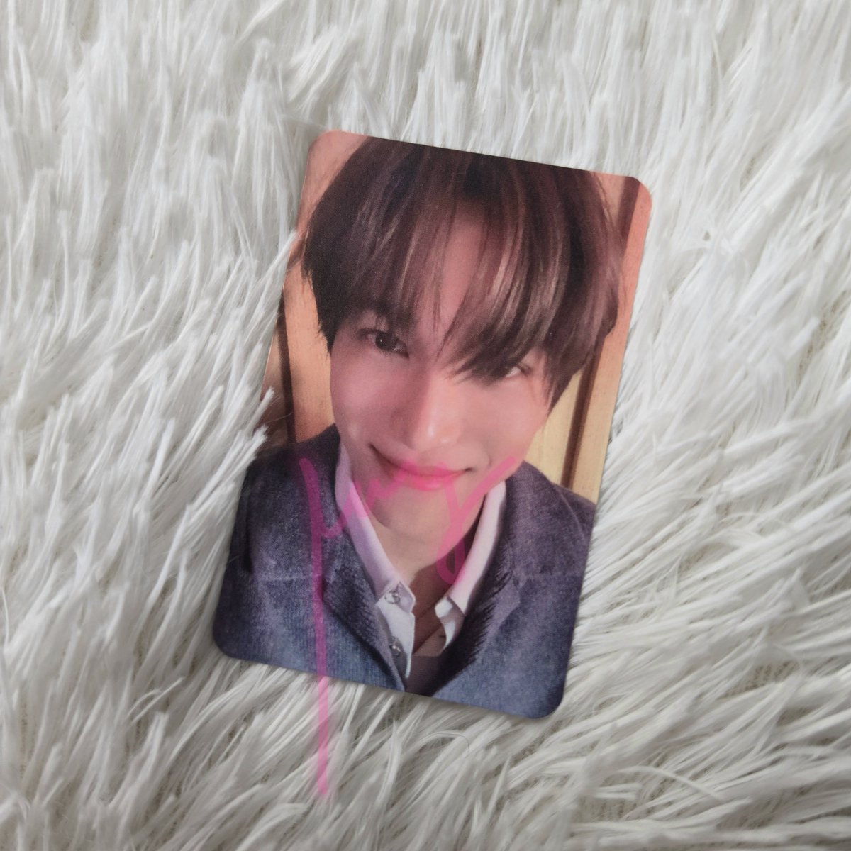 didkyungsushi's tweet photo. wts lfb ph kai
Kai EXhOrizon in Manila benefit photocard
- mint condi
- 1,200 only
- dm me
- can send photo and video proof
#exhorizoninmanila #exhorizon #exokai #exo https://t.co/jk6BZZOFdM