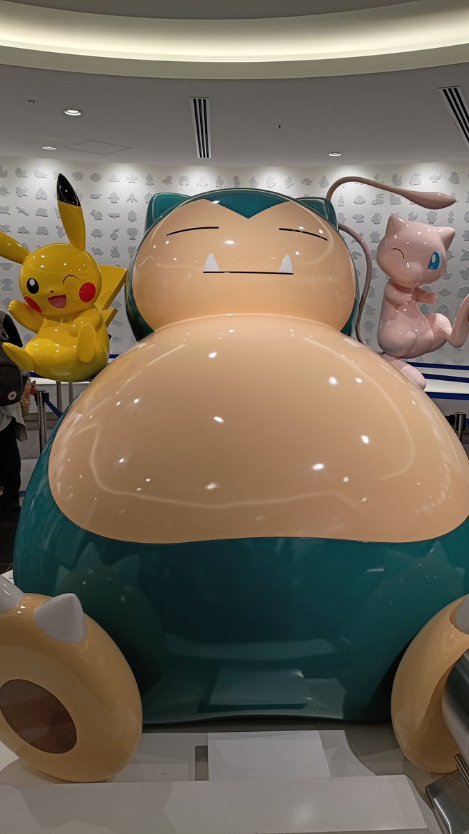 char6789akks's tweet photo. 娘とポケモンセンター https://t.co/cNxFvTYJqS