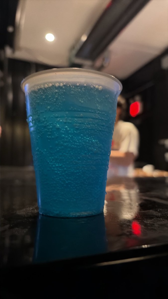 Drollestpig's tweet photo. #blueguy      #serious https://t.co/6sEgzwYRiY