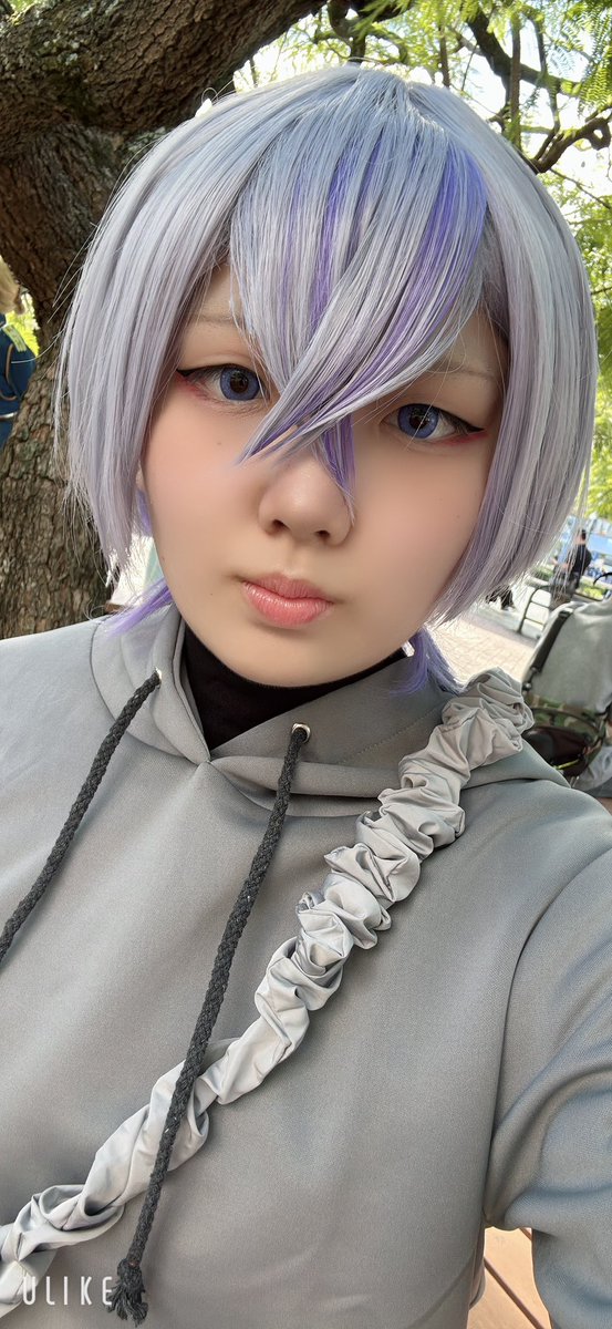 Nai_cos32's tweet photo. 暑い🥵ロータリーの所で....眠くなってきた https://t.co/oFCfqK5kNd