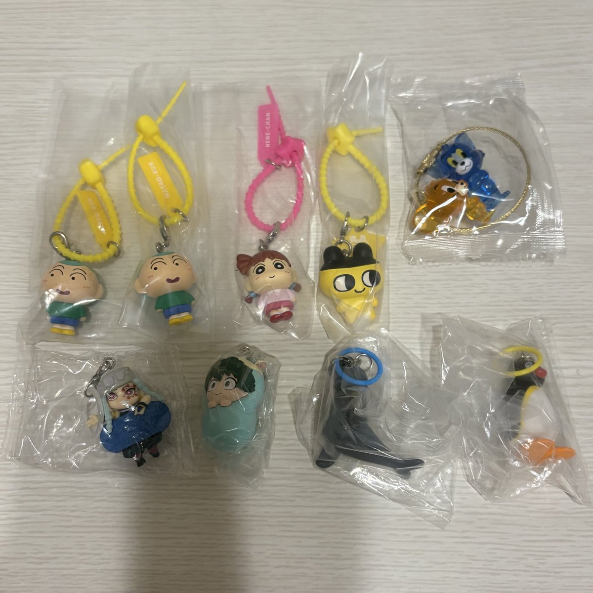 ama_ts82's tweet photo. 【交換】
めじるしアクセサリー
マルチチャーム
ガチャ

【譲】
画像1～3

【求】
画像4～6

物によって比率違い◎
FF外からもお気軽にお声掛けください。 https://t.co/KjPzm4g3Bw