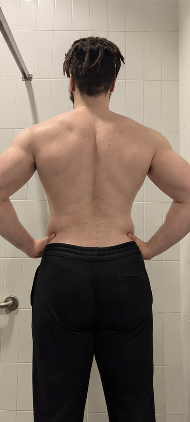 NBTTTouchGrass's tweet photo. Forgot to post my after workout body. https://t.co/7x3YbMThMm