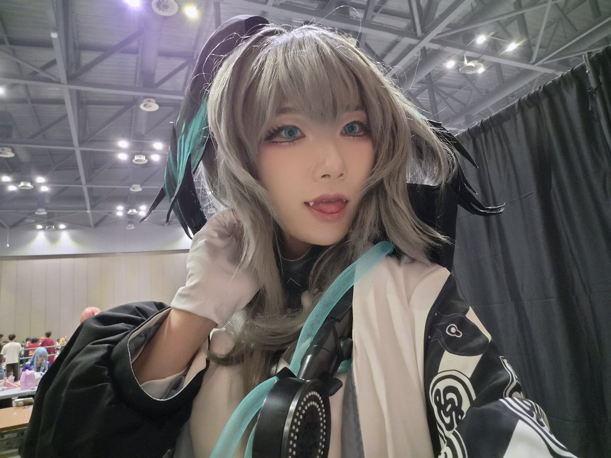 Jana_cosplay's tweet photo. 🐍 https://t.co/dDOKCltXCm