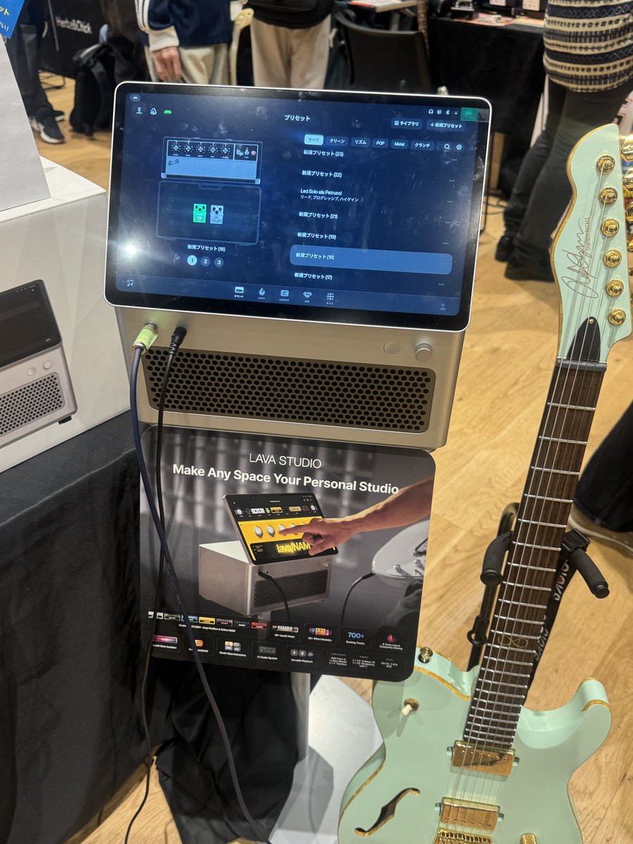 daisuke_vabel's tweet photo. 本日は
x年に一度?のギタリストのお楽しみ
#東京ペダルサミット
へ行きました!
SNSで話題のBOSSの小さなボディーのマルチやNAM対応のzoomの
#NEURIG
次世代自宅アンプの
#LAVASTUDIO
等心行くまで試奏しました。
知人には誰も遭遇せず,
しかし
NAMって未だによく解ってない…(笑)
#tokyopedalsummit https://t.co/NYwmxdpbCb