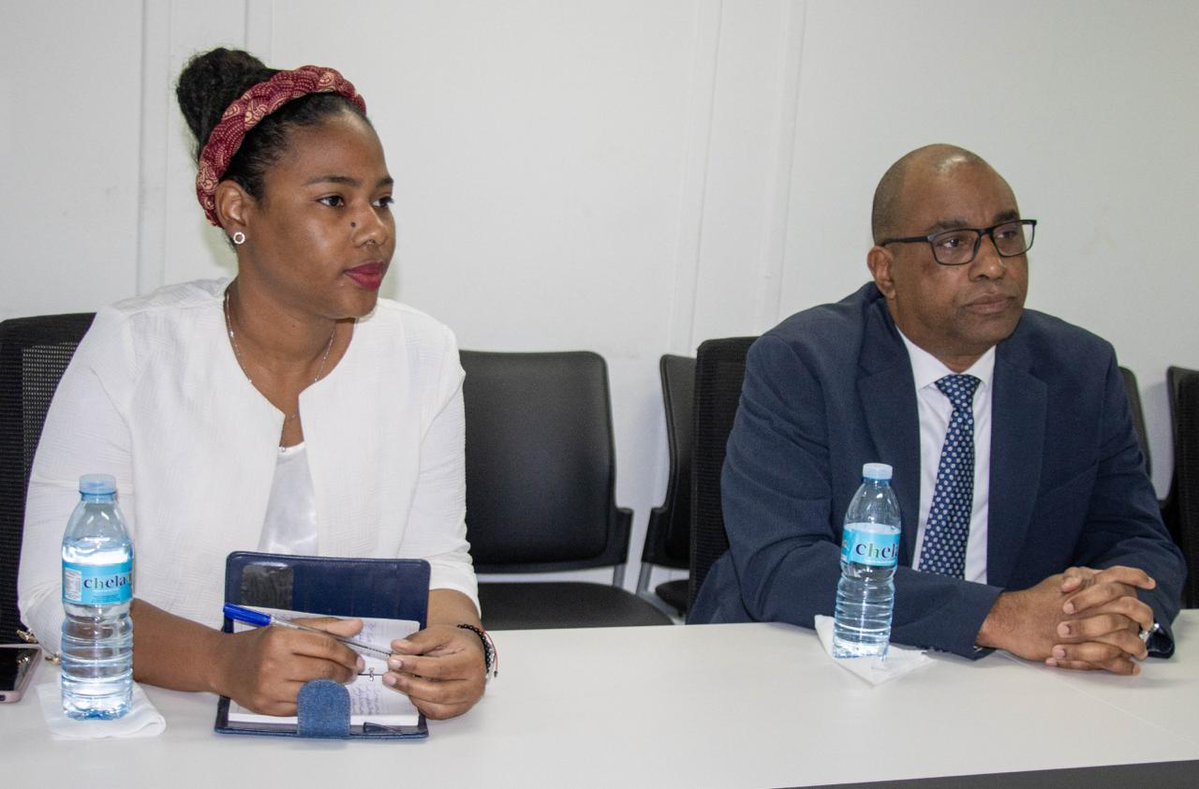 embacuba_angola's tweet photo. Cuba y Angola exploran nuevas oportunidades de intercambio entre sus Zonas Económicas
🇨🇺🤝🇦🇴
🔗https://t.co/0yARFPc7Je https://t.co/JQVAMZLTjY