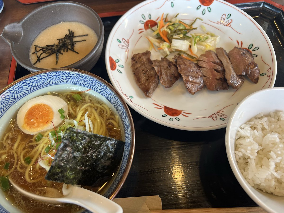 rooi_vrc's tweet photo. うますぎた https://t.co/5cUOuMFIM0