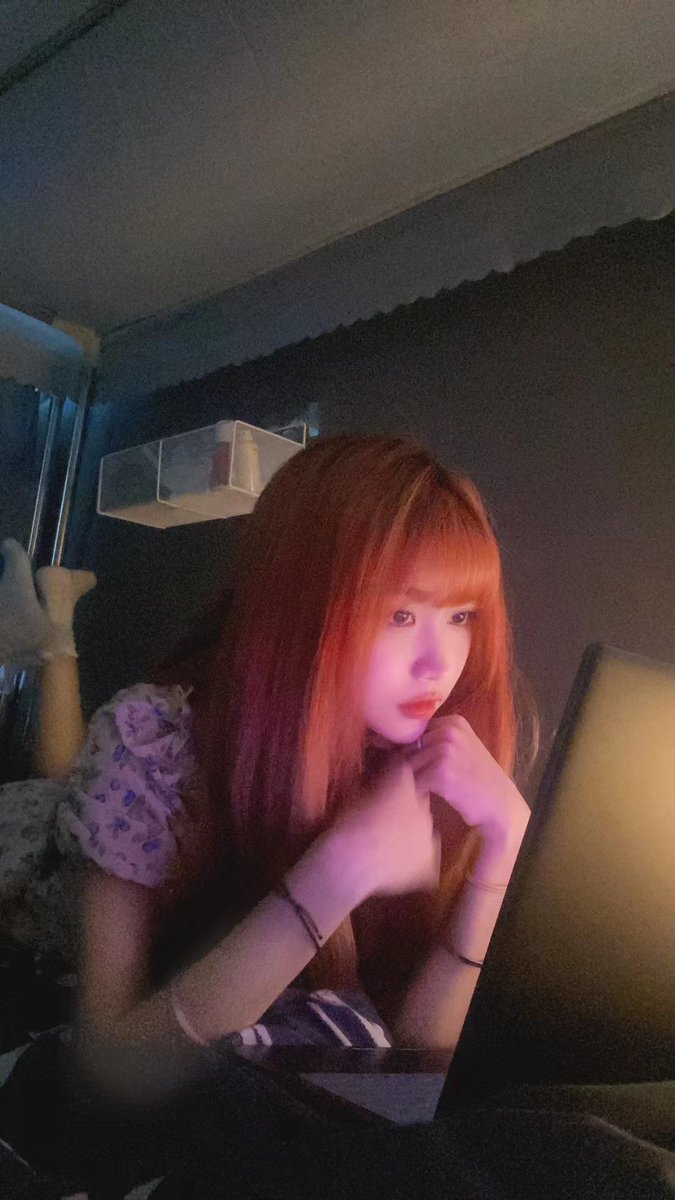 hateorganic's tweet photo. 越来越冷了
#le #双 #iiii #4i https://t.co/w5xH4bm1vs