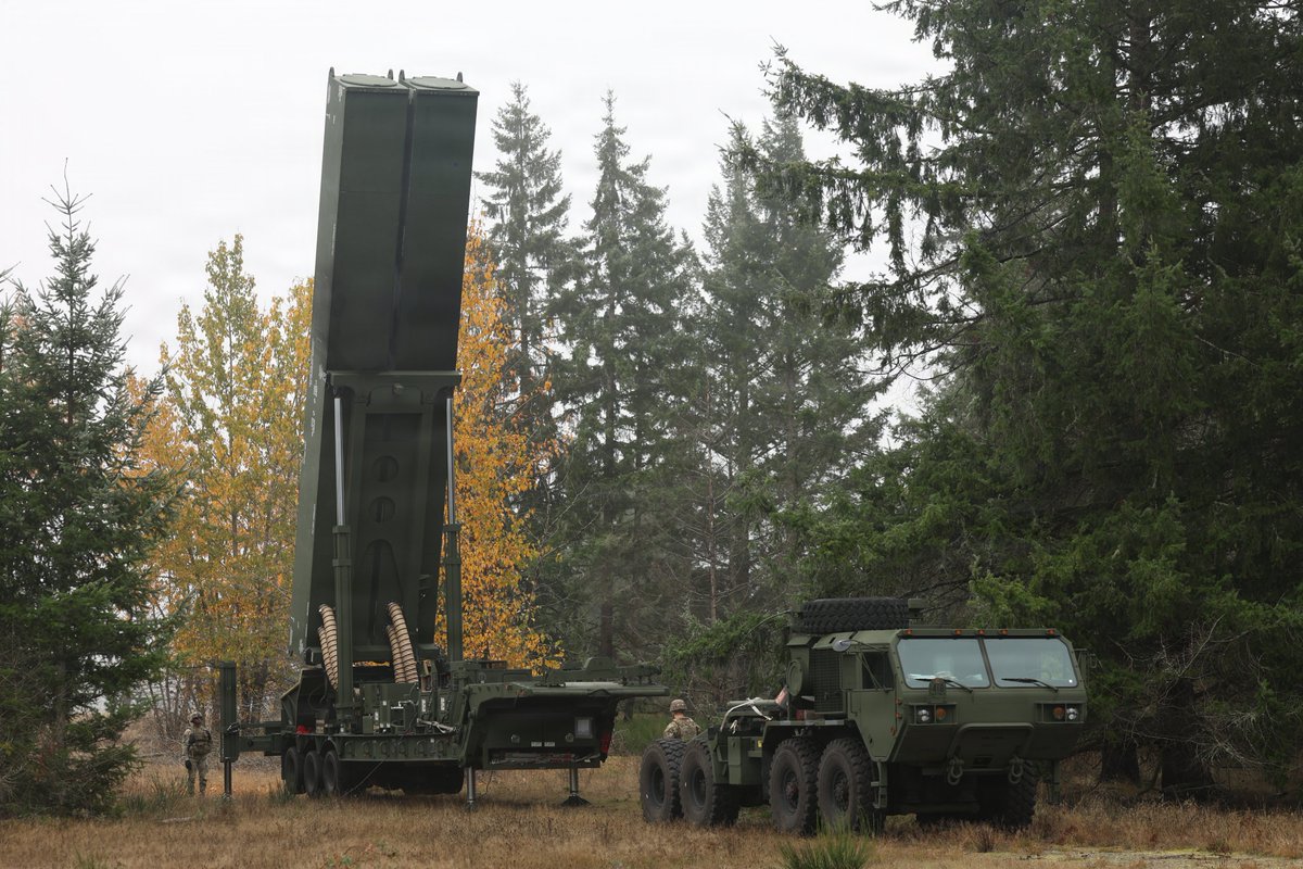 GuyPlopsky's tweet photo. 🇺🇲 A U.S. Army Dark Eagle Long-Range Hypersonic Weapon (LRHW) assigned to Bravo Battery, 5th Battalion, 3rd Field Artillery (Long Range Fires Battalion), 1st Multi-Domain Task Force, participates in the Navy-led exercise Resolute Hunter 26-1 on Joint Base Lewis-McChord, Wash., Nov. 19, 2025.

(📸 /U.S. Army photo by Staff Sgt. Brandon Rickert)