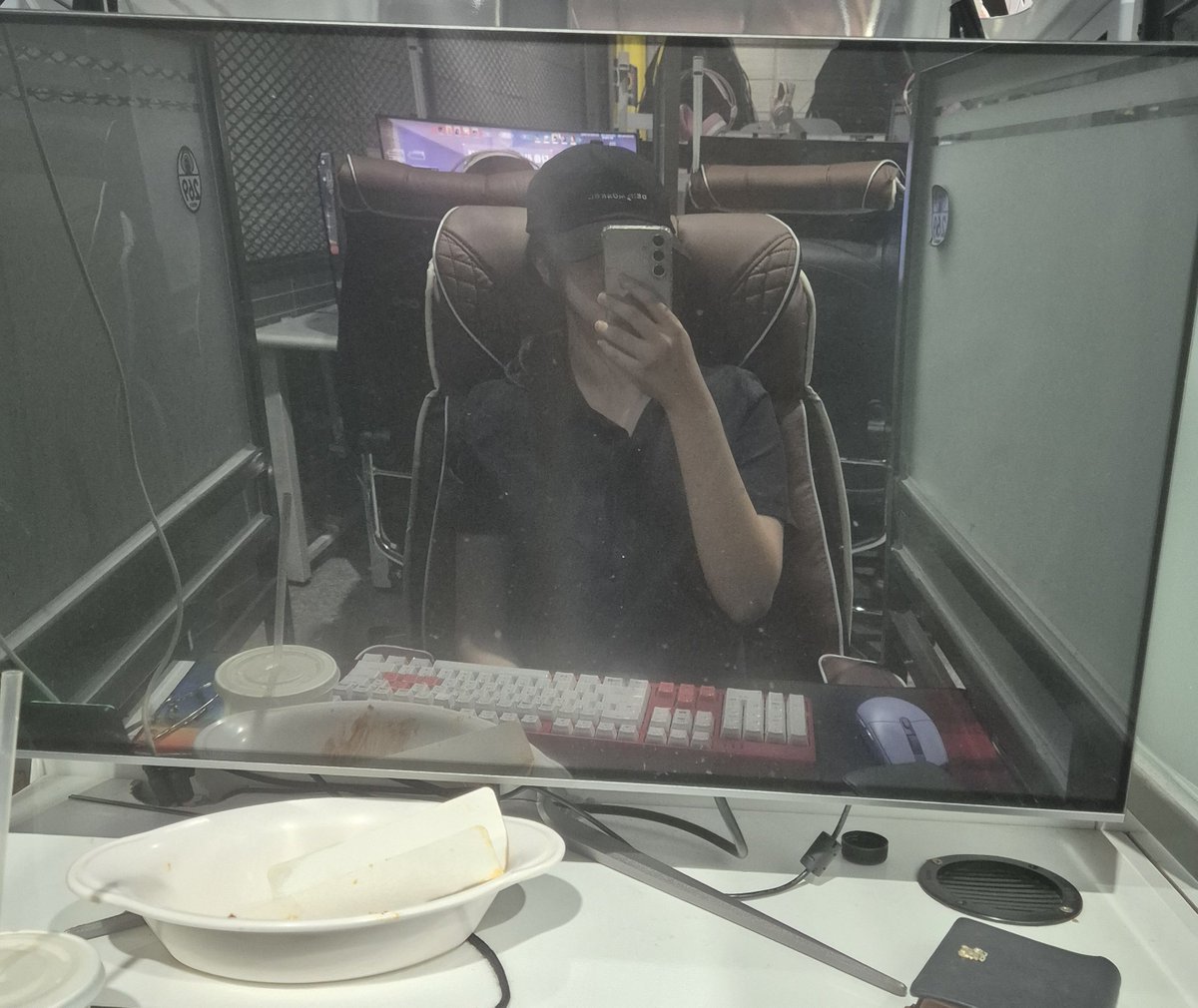 rinri__1's tweet photo. be humble https://t.co/U0031gwr0M
