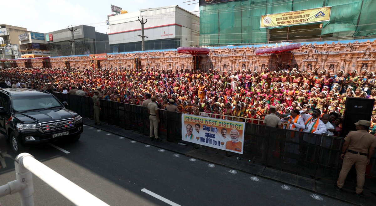 narendramodi's tweet photo. Across Chennai, the welcome has been euphoric! https://t.co/uxaVaVEQu4