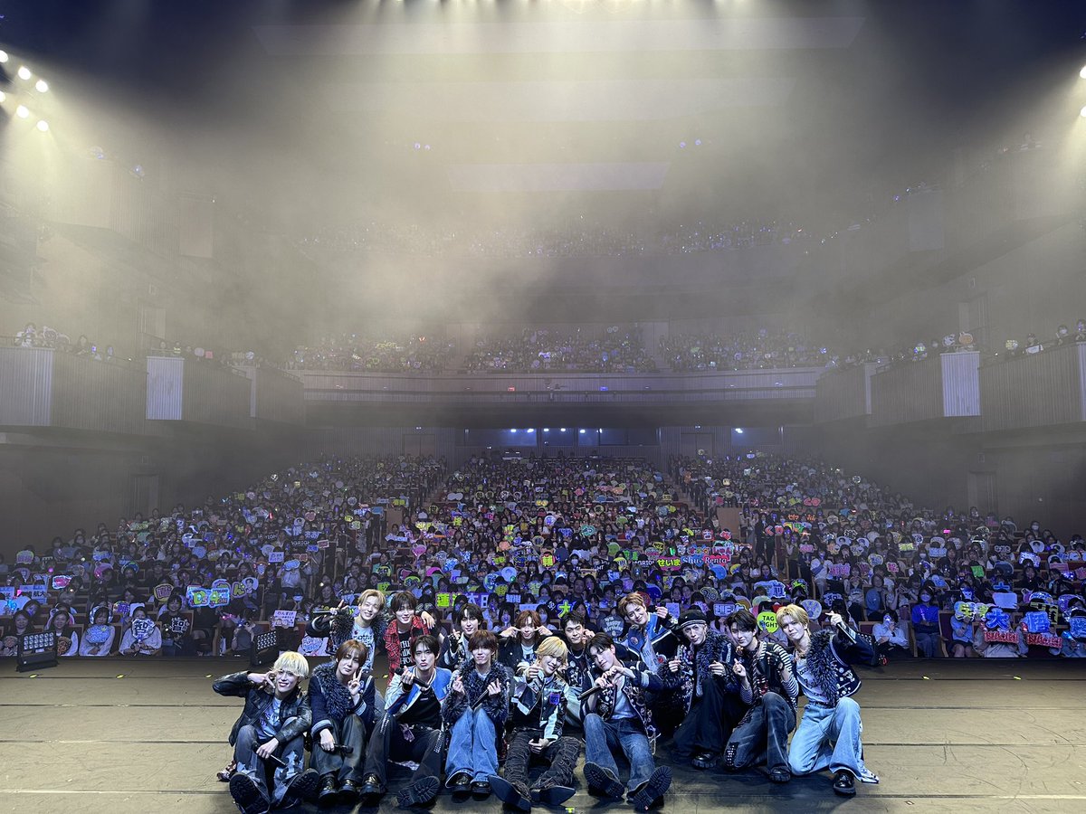 Live___W's tweet photo. ━━━━━━
THANK YOU
━━━━━━

Live W 「RESONANCE」
～OCTPATH×TAGRIGHT～

THmeの皆様🐙RIGHTIEの皆様🏷️
Live W「RESONANCE」いかがでしたか❓
ご来場いただきありがとうございました✨

コラボパフォーマンスはこちら🌈

🎤OCTPATH「なつめき」
🎤TAGRIGHT「TOUCH」

たくさんのリクエストありがとうございました❗️

次回の #LiveW もお楽しみに‼️

#LiveW #RESONANCE
#OCTPATH #TAGRIGHT