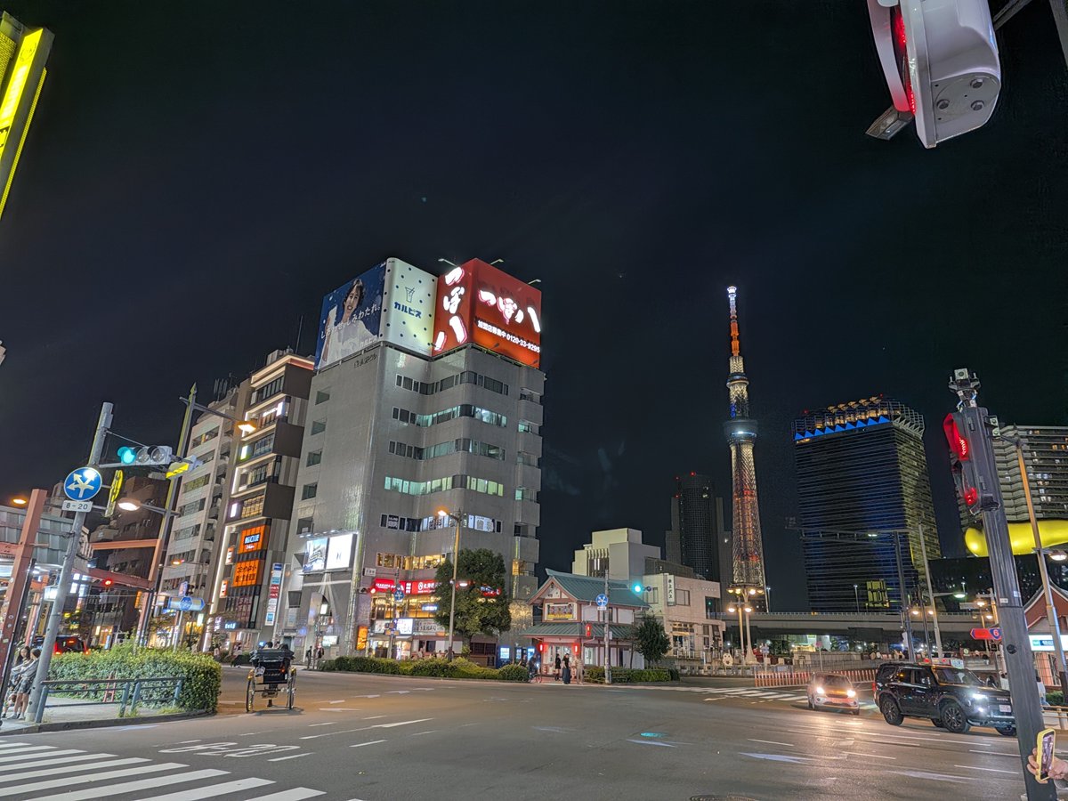 hocco_ri's tweet photo. ニュースマホで撮る写真が快適すぎる🤩 https://t.co/4LFS76oVX0