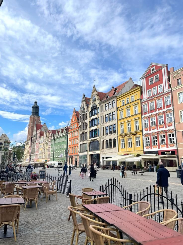 world_tourists_'s tweet photo. Wroclaw,Poland https://t.co/D5zGZua1q5
