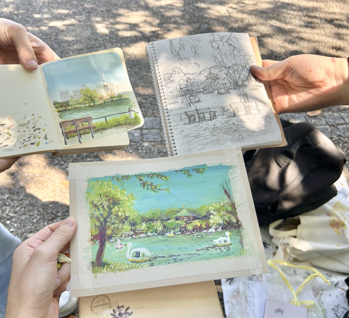 marimott22's tweet photo. 上野恩賜公園近くでスケッチして、カボチャあんみつ食べました。秋日和〜☺️🍵🍡
#スケッチ #sketch https://t.co/ta2dMuzK5c