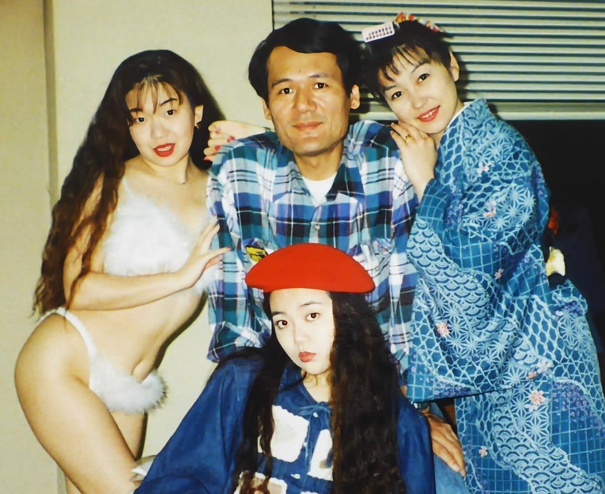 itotakeshifilms's tweet photo. 本日10/11（日）レイトショート「#桃色女優図鑑　90-00年代のピンクの華たち」
21:00『いんらん熟女　濡れ盛り』上映後トーク
ゲスト：しのざきさとみさん、杉原みさおさん、山本竜二さん、渡邊元嗣監督 https://t.co/WhJIJ1ApvB