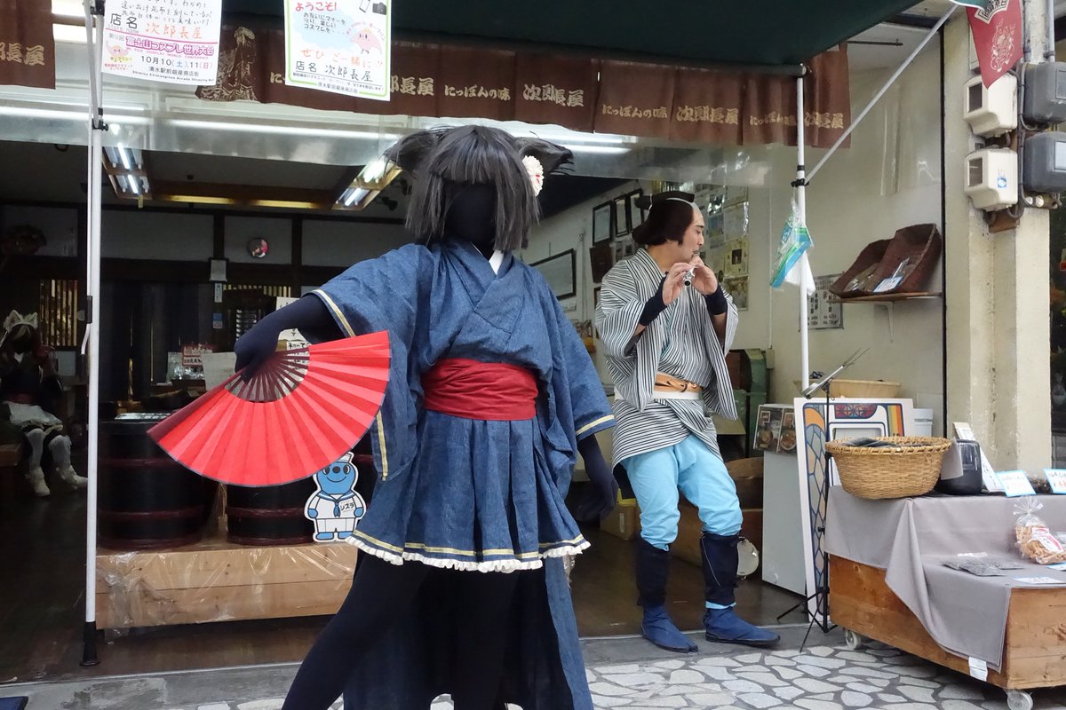 ko_ito_110's tweet photo. びすろ子さん、アーロさん、次郎長屋若旦那、若女将、レイヤーの皆さま、富士コスでは本当にありがとうございました!

撮影させていただいた画僧、動画はゆっくりですがアップしていきます

ぴすろ子さん@pisuroko
アーロさん @A_RO_vv  
次郎長屋さん@jirochoofficial

#富士コス 
#富士コス2026 https://t.co/9qG2bqUeKn