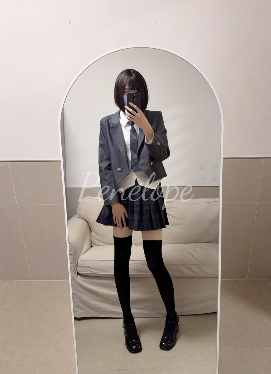 axiosdiff's tweet photo. 过膝袜好有feel
#男の娘 #女高 #反差 #JK #伪娘 https://t.co/0nzUDrjytE