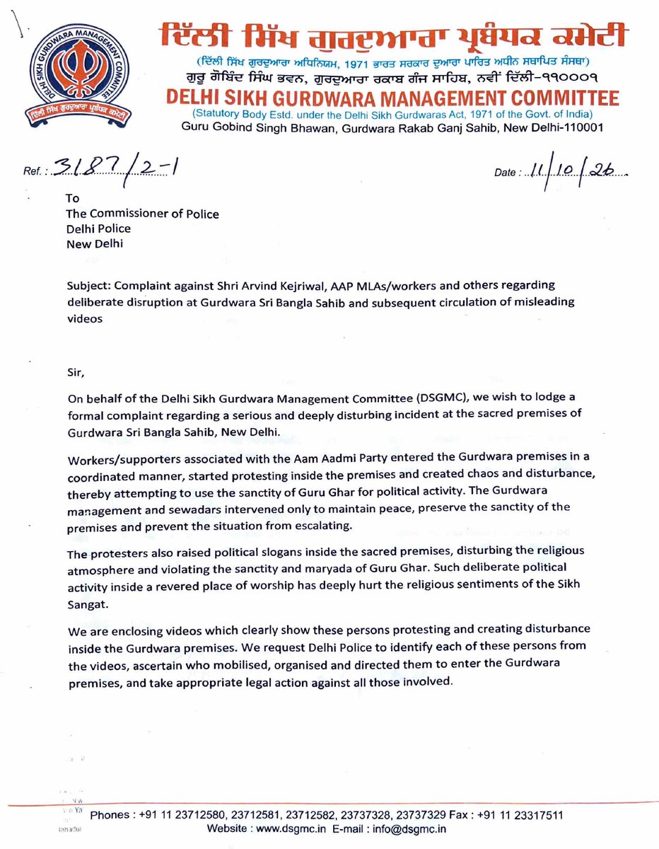PTI_News's tweet photo. Delhi Sikh Gurdwara Management Committee files a complaint with the Delhi Police against AAP convenor Arvind Kejriwal, AAP MLAs/workers others regarding the incident at the premises of Gurdwara Sri Bangla Sahib during the protests. https://t.co/oy4ZzMwCxm