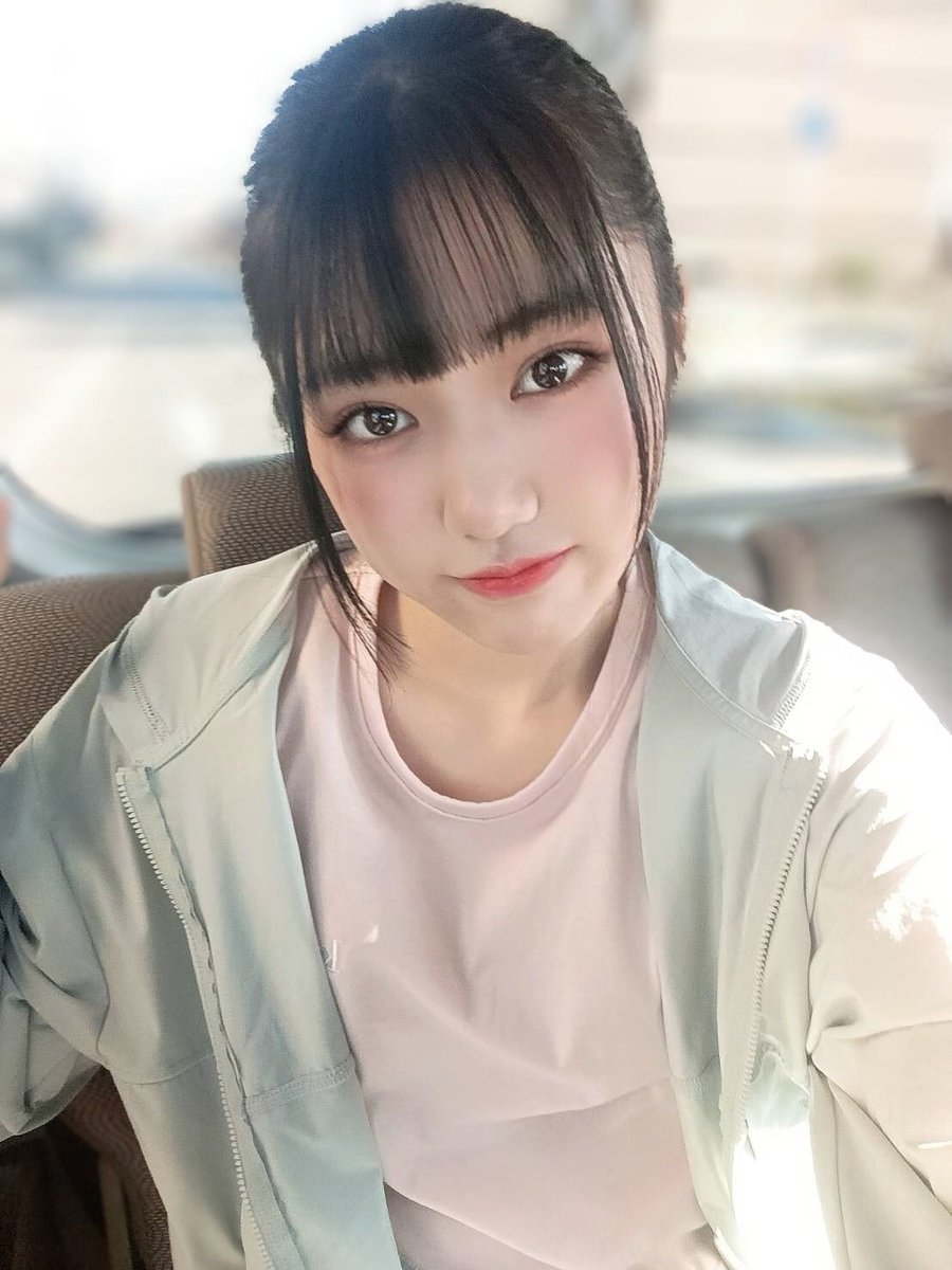 naginagi__0926's tweet photo. 今日、初めて献血に行ってきたよ💉

指に針をちょっと刺す検査をしたあと、
倒れちゃいました(´>∀<｀)ゝ💦

初めてでびっくり…！

今日は大事をとって
SHOWROOMの配信はお休みします🥲

楽しみにしてくれていたみんな、ごめんね💦
ゆっくり休みます(՞ . .՞)𓈒𓂂𓏸 https://t.co/ziRND2WPuh
