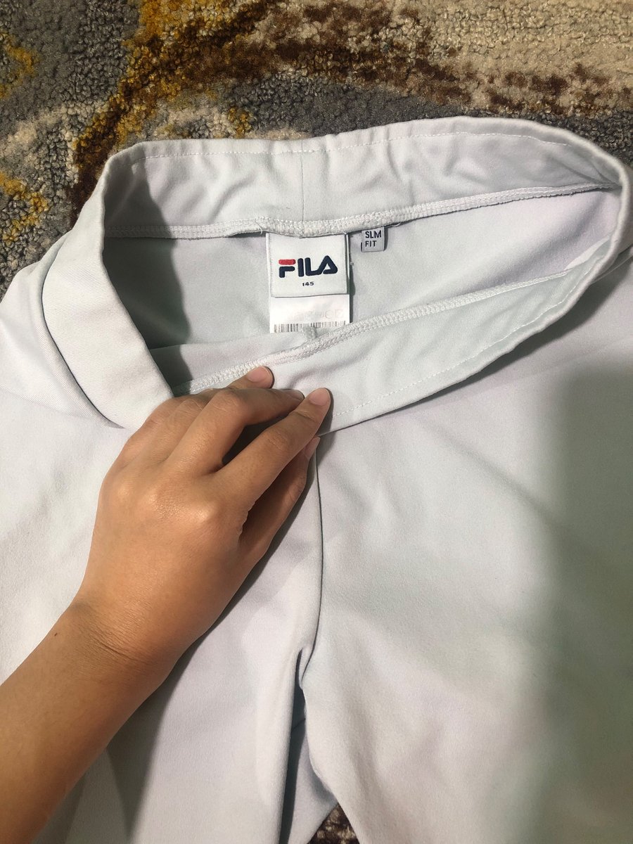 zai84774's tweet photo. Hallo guyss!!! 
Aku jual celana preloved yang mau boleh DM ya🙌 https://t.co/H9bZ01TPgl