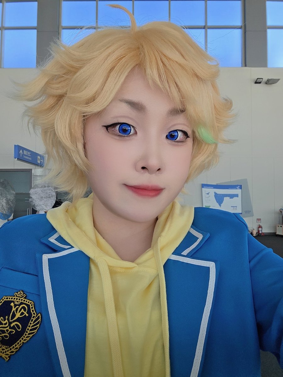 Ravilyn_cos's tweet photo. #코스어_𝕏친소 #코스어_𝕏트친소 
10일페 토요일 앙스타 하루카와 소라 교복으로 다녔습니다!
게임은 앙스타, 롤, 명조, 니케(찍먹수준)
장르는 마법소녀, 귀칼, 지브리, 디즈니, 해외 쩜오디 위주로 좋아해요😃
마음 찍어주시면 성인, 코스어, 사진사 위주 ‼️무멘팔‼️로 찾아가겠습니다✨️ https://t.co/QuNpBoRaAH