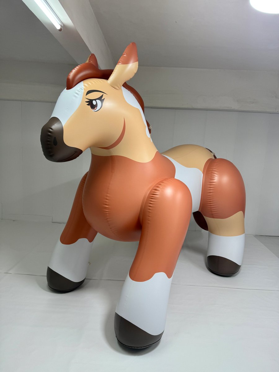 JetCreations02's tweet photo. A horse with a whole lot of character! Meet the 84” Vanner Horse from G&amp;G Design × Jet Creations.
PVC &amp; TPU preorders close Oct 15.
Explore more: https://t.co/5C9ZnpWOeo
#InflatableHorse #JetCreations #SqueakClub https://t.co/CeXfzzy90B