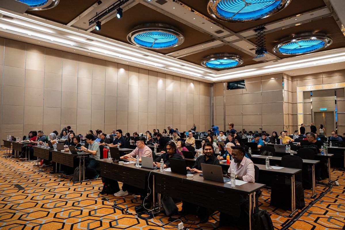 bitfunded's tweet photo. Some glimpses from the Bitfunded Convention in collaboration with Modern Wealth Academy, Malaysia 🇲🇾 https://t.co/ST4LSgw7k4
